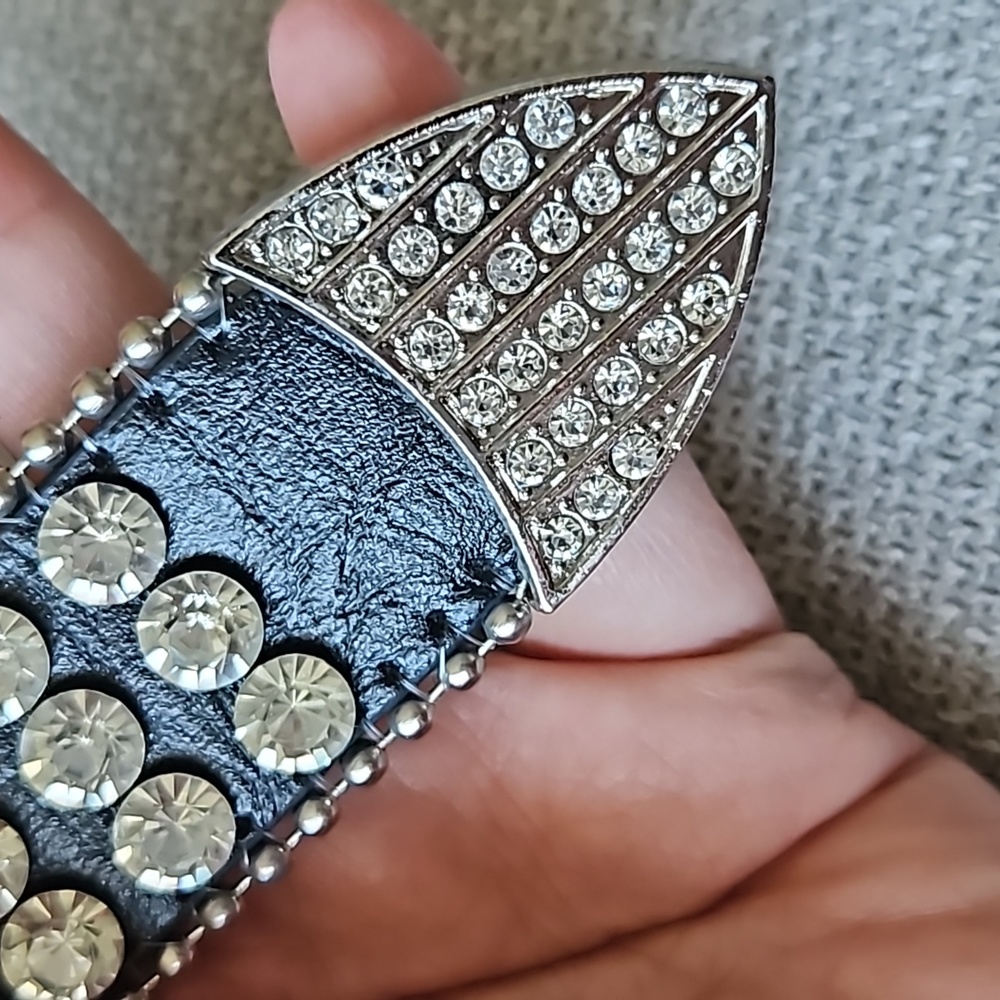 Vintage Rhinestone Leather Belt Large Rivetted - Picture 6 of 11